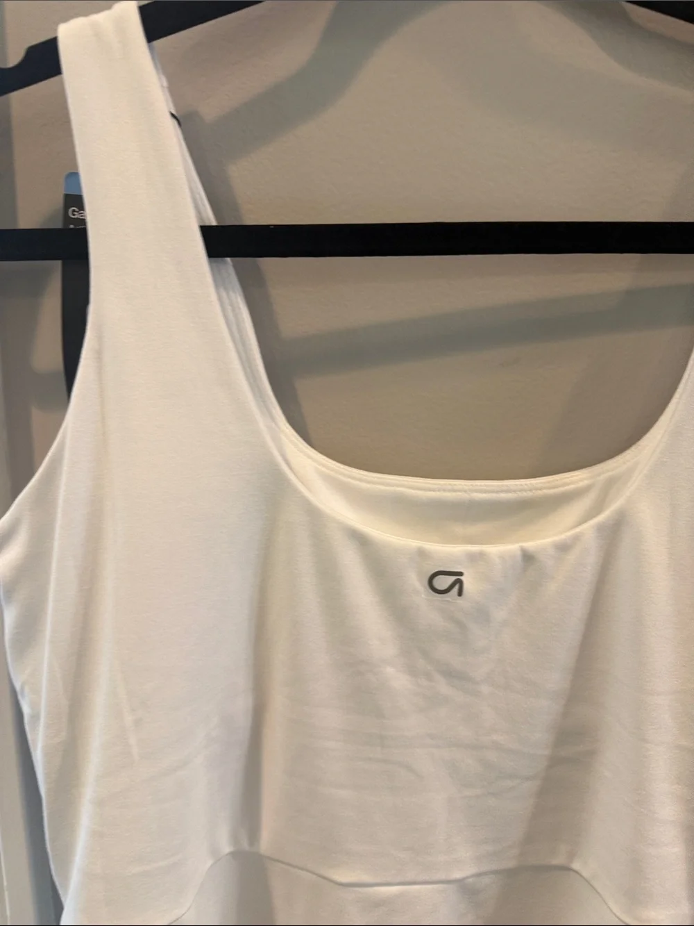 GAP clean white